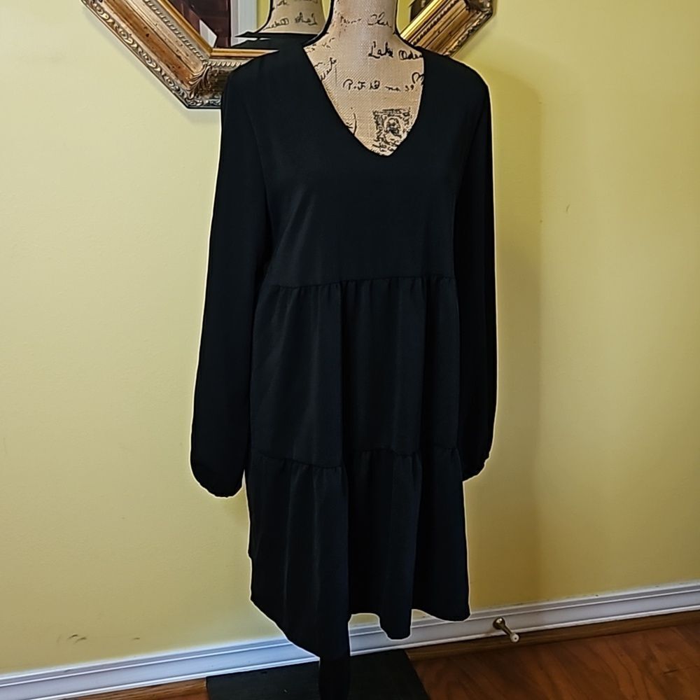 NWT Paisley Grace Black Classic Tiered Romance Dress L